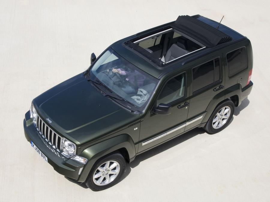  Jeep Cherokee Limited CRD 2007 года  (UK) (фото 11 из 30)